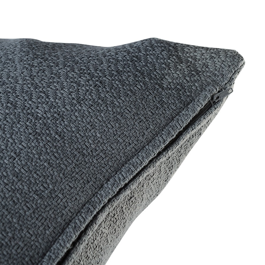 Подушка декоративная из хлопка фактурного плетения темно-серого цвета из коллекции essential, 45х45