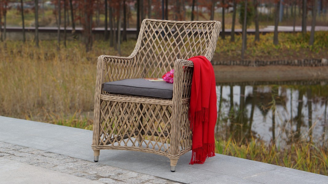 Плетеное кресло из искусственного ротанга Латте , цвет соломенный