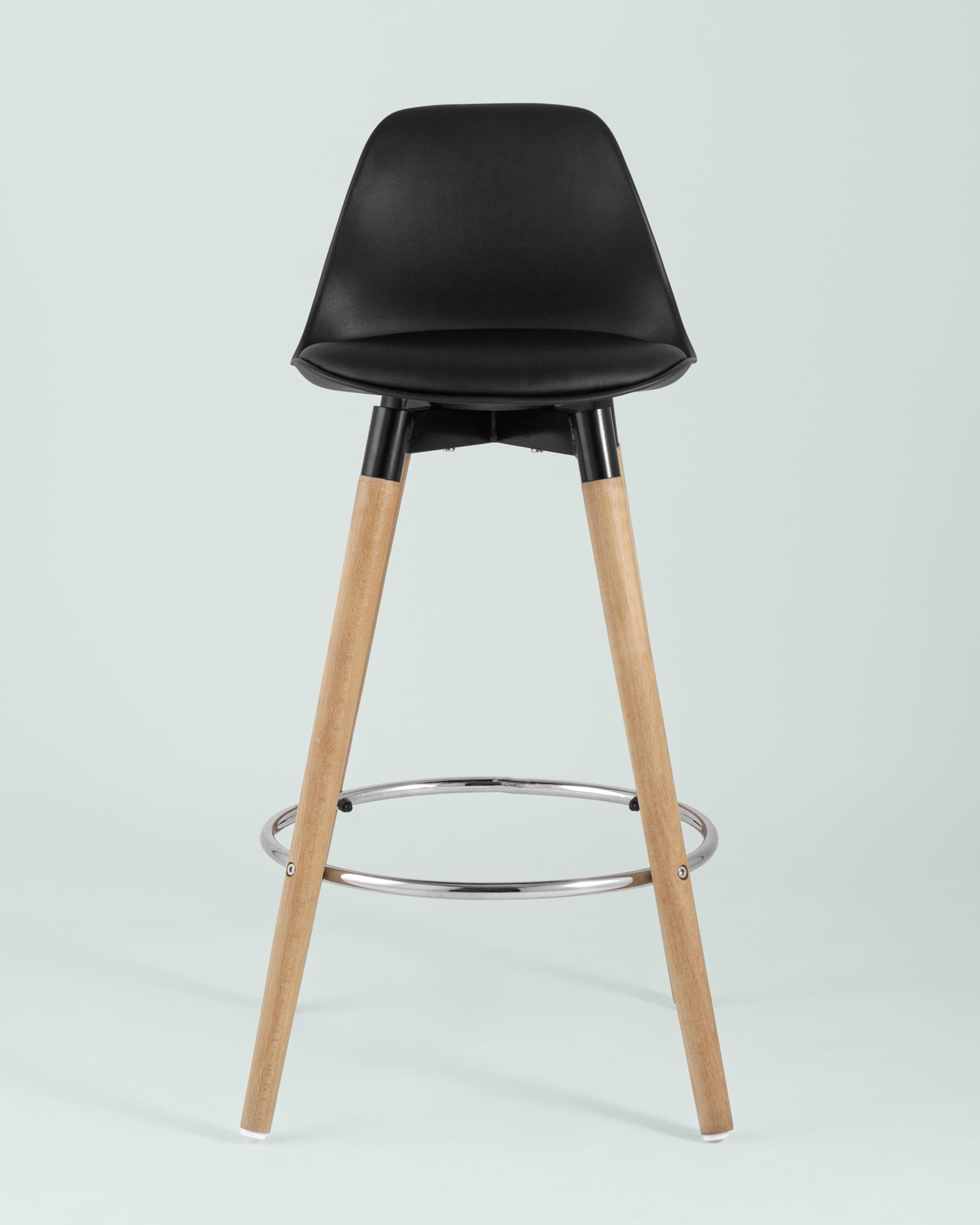 Полубарный стул Мартин черный PU-кожа, деревянные ножки, опорная планка-подножка